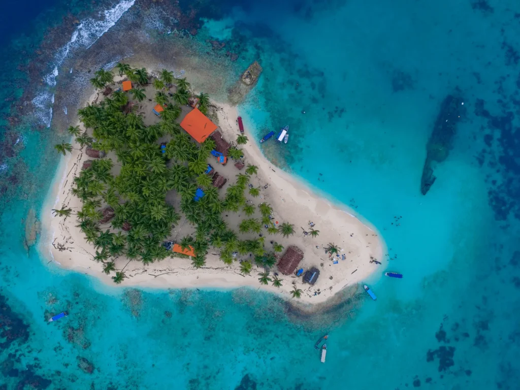 Perro Chico Island, Guna Yala, San Blas-1